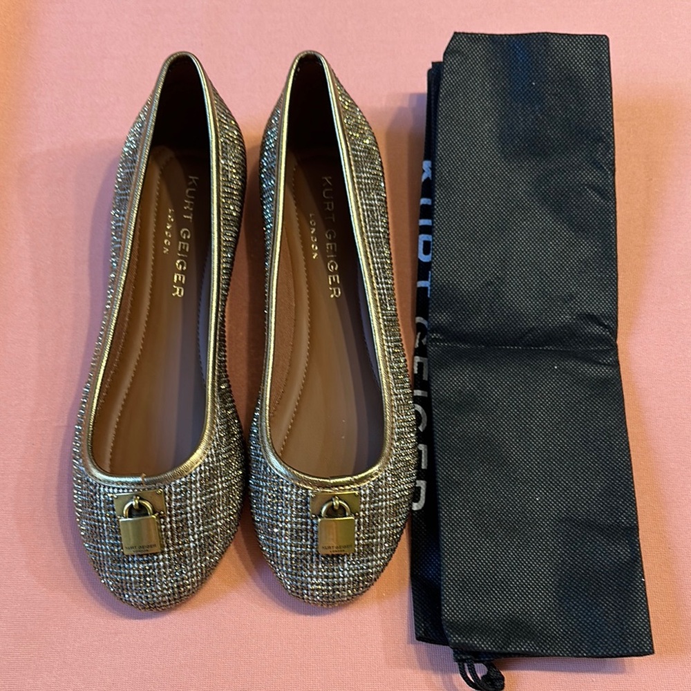 New Kurt Geiger Women's Gold Ballet Flats. Size 38.5. - Picture 1 of 9
